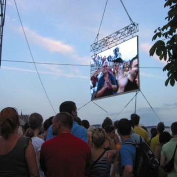 Waterproof RGB LED Screen: 500x1000mm Video Wall Panels for Advertising in Nightclubs and Outdoor Use