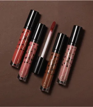 Black Grain Fashion Matt Lip Gloss
