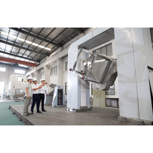 Double Column Automatic Lifting Hopper Blender Pharmaceutical & Food Products Automatic Hopper Blender Manufactory