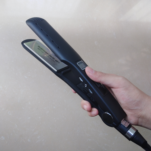 Titanium Flat Hair Iron for Hair Straightening