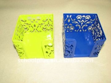 Colorful Flower Pattern Carved Metal Mesh Memo Holder
