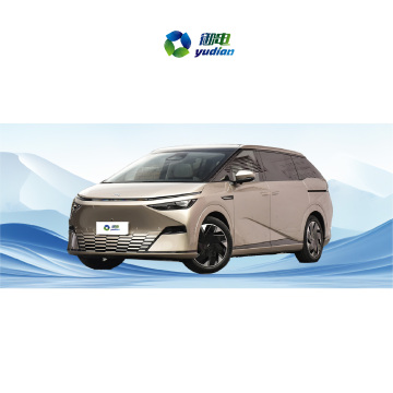 Xpeng X9 610Km Range Electric MPV