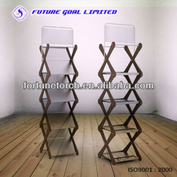Folding metal display