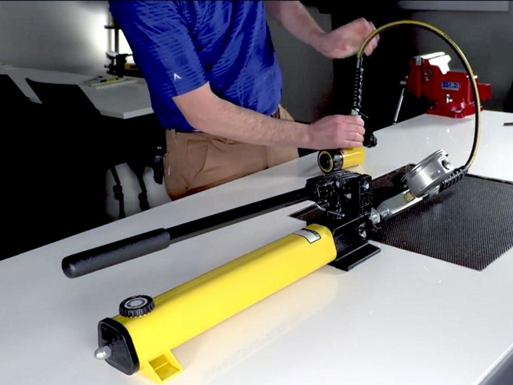 How To Bleed Hydraulic Cylinder