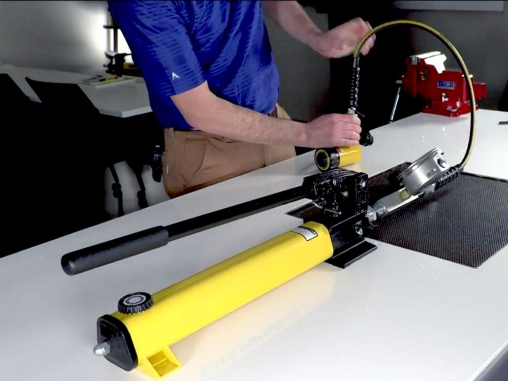 유압 실린더를 출혈하는 방법 How To Bleed Hydraulic Cylinder