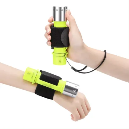 Best Waterproof Diving Light - 1000 Lumen Dive Torch Flashlight