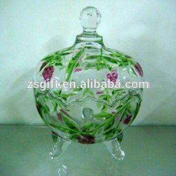Elegant and chic hand-painted glass vase with carved flower decoration