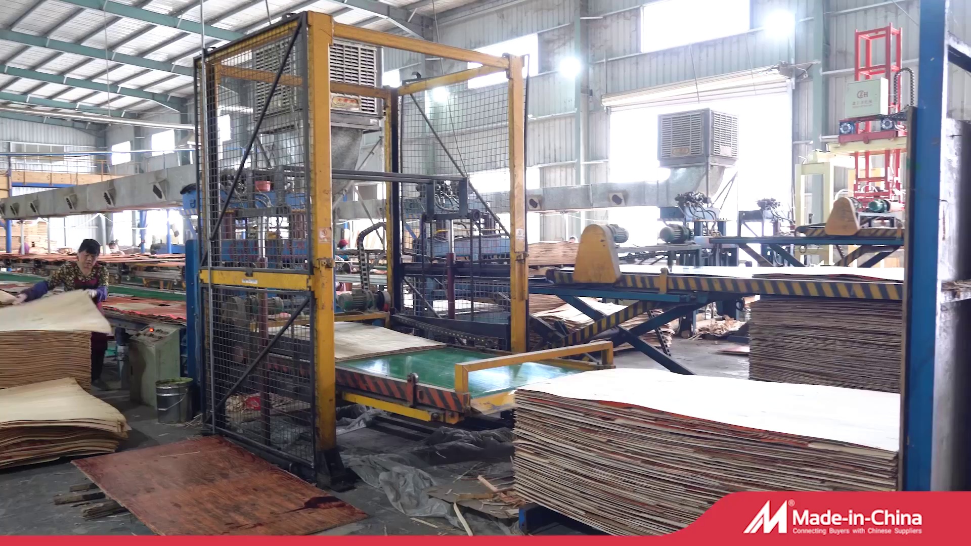 Title: **Waterproof Film Faced Plywood for Construction and Marine Use**