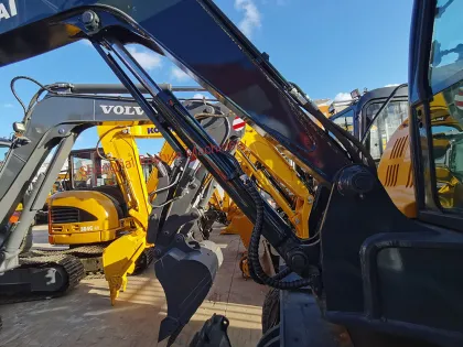 Nimble Convenient Hyundai R60W-9 60W 6 Ton Used Excavator