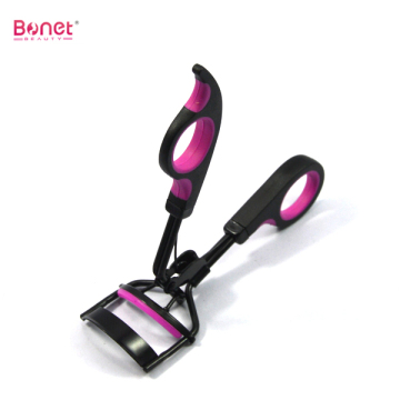 Best professional eyelash curler with soft rubber handle