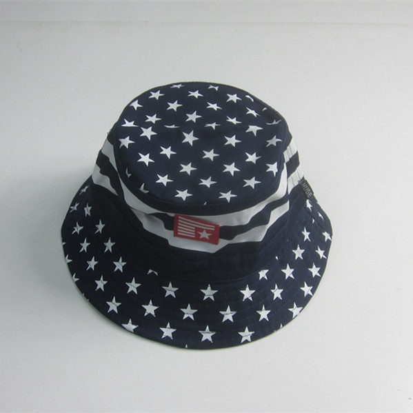 Dot Imprimir Algodão Twill Bucket Hat com patch de borracha