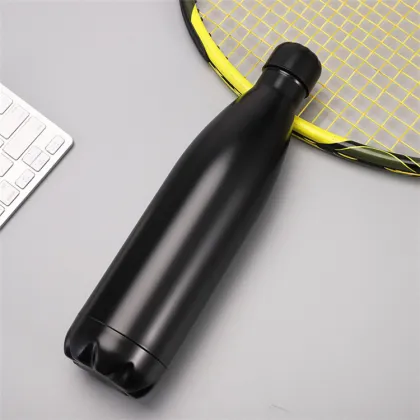 Outdoor insulation bottle for insulation and cooling