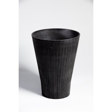 Bacia decorativa feita à mão com gravuras detalhadas