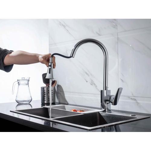 Deck mounted Brass mixer pull down kitchen faucet