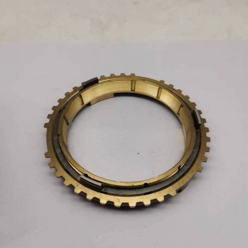 Factory Outlet Auto Parts Transmission Synchronizer Ring OEM ZM015A-1701226 for Toyota
