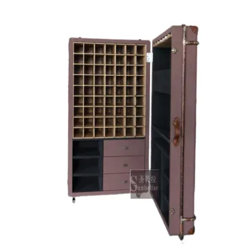 Vintage Leather Steamer Trunk Wine Display Cabinet for Living Room Bar Furniture Design