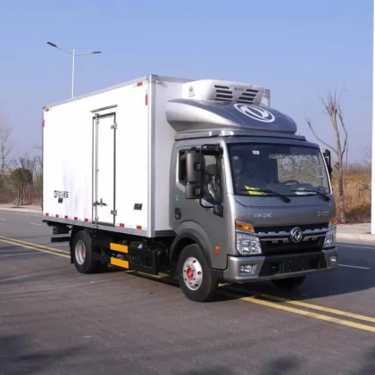 Dongfeng 4.2-meter refrigerated truck