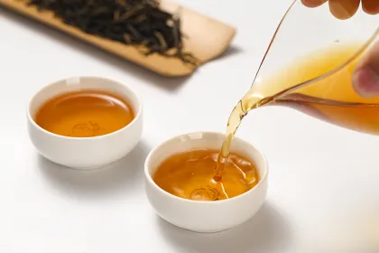 Dianhong Manor Yellow Jar