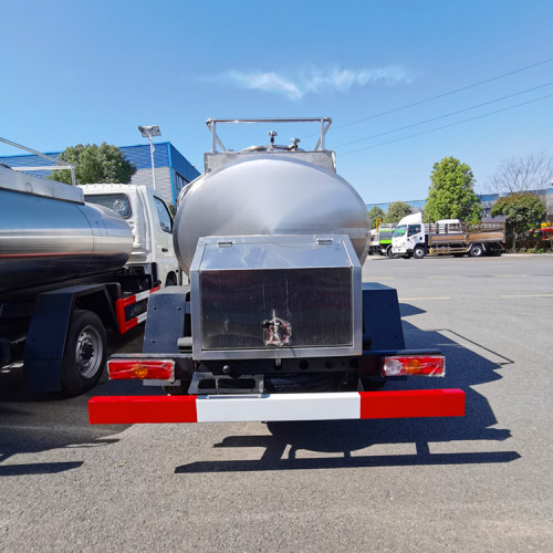 Foton 3000Liters Milk Tanker Truck