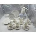 Comfortable ceramic tableware sets