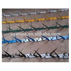 Barbed wire razor wire mesh wall spikes