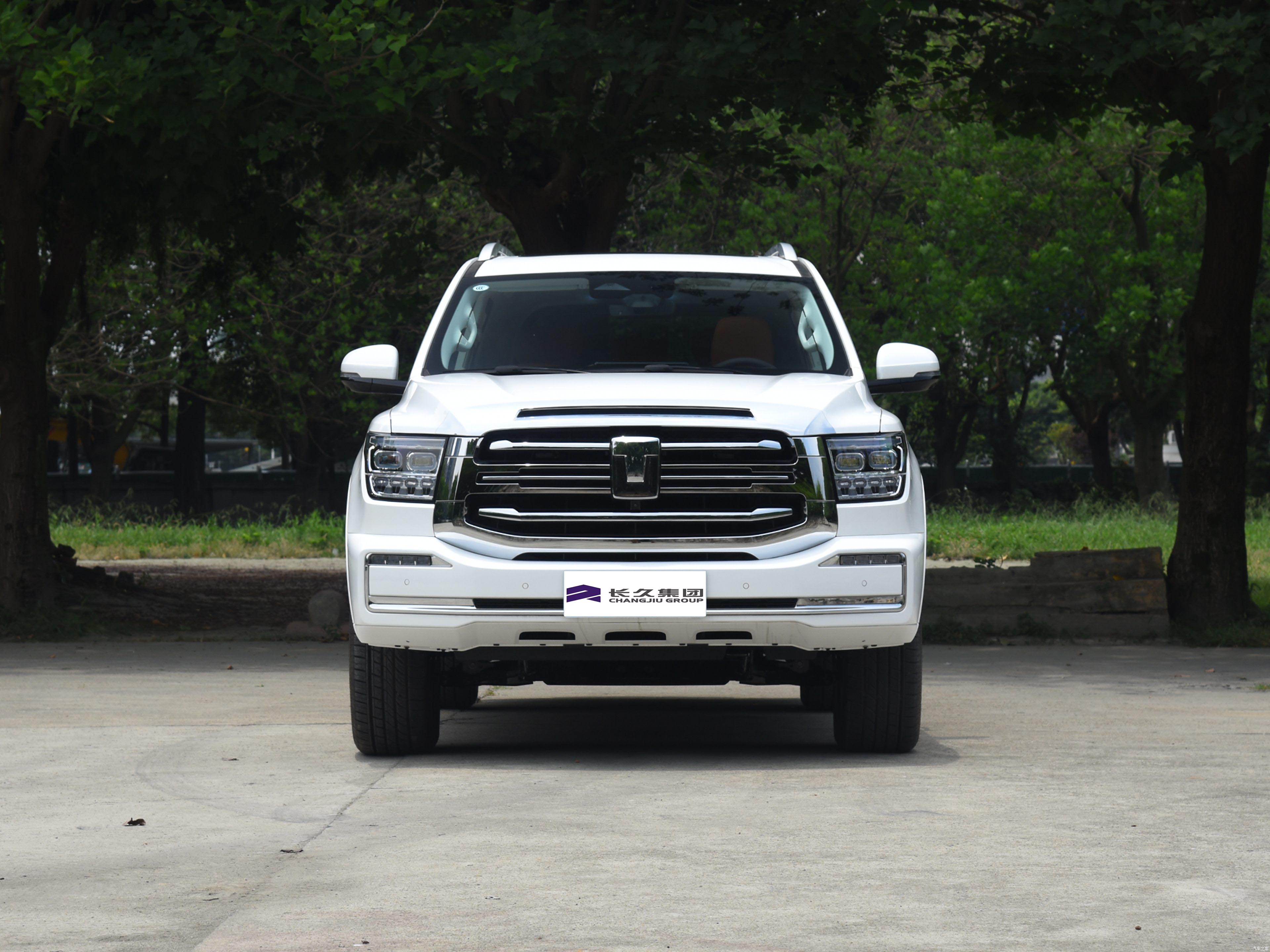 2024 TAMK500 3.0T V6 SUV带有功能强大的发动机
