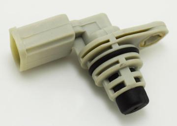 Volkswagen Camshaft Position Sensor 030907601E