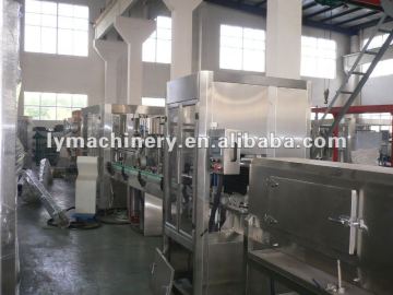 Bottle labeling machine