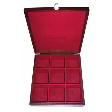 wooden tea box