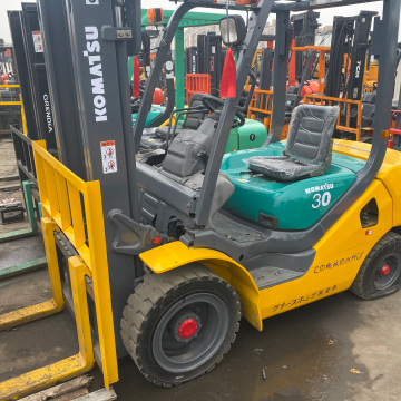 Used Komatsu 3 Ton Forklift - Good Quality Japan Original at Low Price for Sale