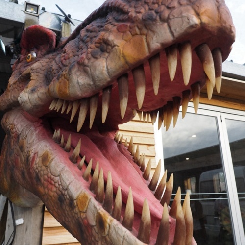 Realistic Dinosaur Head for Restaurant Decoration