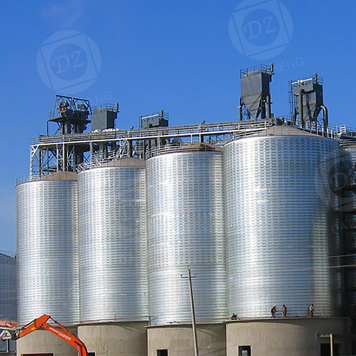 Chemical raw materials falling steel silo