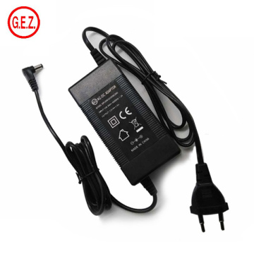 100/240V 50/60Hz Adaptador de CA de laptop con buena calidad