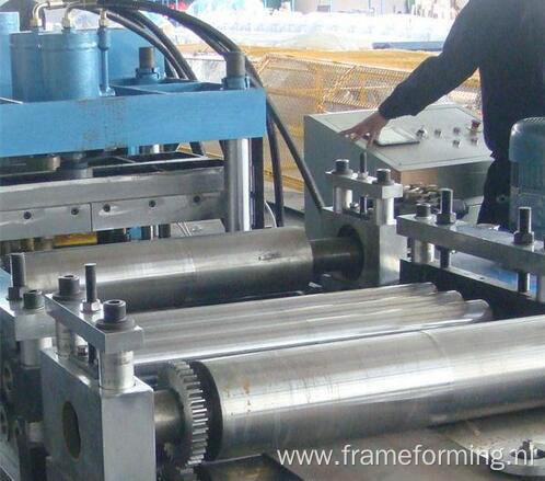 Steel Press Machine