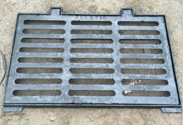 Ductile gratings 450X750 C250 with hinge