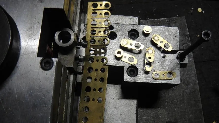 Lead-acid battery brass terminal Lead-acid battery brass terminal