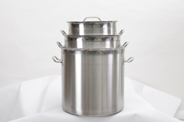 Corrosion resistant stainless steel stock pot