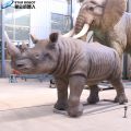 Rhinoceros Ukuran Kehidupan Animatronik