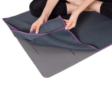 Serviette de tapis de yoga non glissé avec poignée de silicium