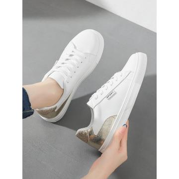 Sapatos vulcanizados de PU branco com costas douradas 2021