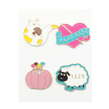 Lazzy Cat Enamel-Topped Strayle Sying Pins: आपके क्राफ्टिंग लाइफ के लिए सजावटी और व्यावहारिक