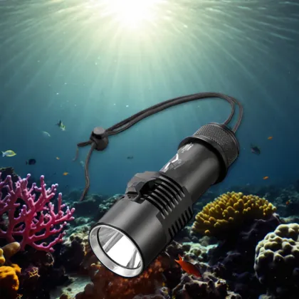Warsun Underwater Diving Flashlight: IP68 Waterproof, 2500Lm P70 LED with Magnetic Switch