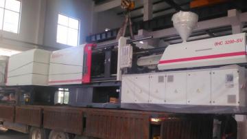 320 Ton Horizontal Injection Molding Machine for Bottle Caps