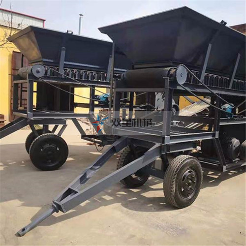 Mobile Crusher Machinery Equipment on sale