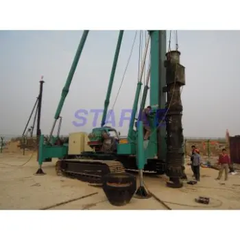 Crawler  type pile driving rig