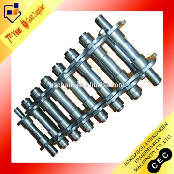 Conveyor chain for stage
