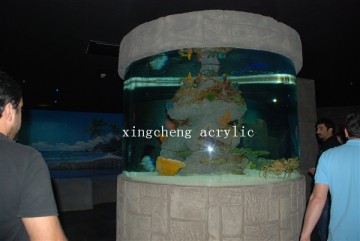 Modern Acrylci Cylindrical Tank