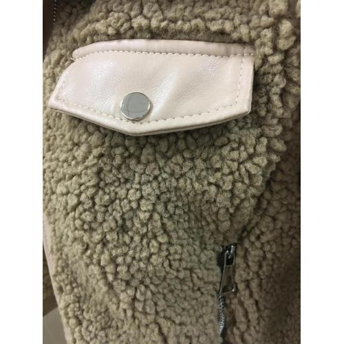 Jaket Bulu Imitasi Wanita