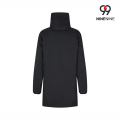 Parka com capuz impermeável isolada de comprimento médio