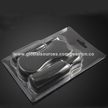 Vacuum thermoform packaging, three blisters, enhances product's image, high clear material